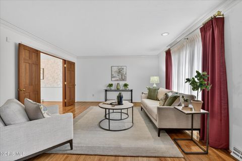 Tiny photo for 4504 Sulgrave Drive, Toledo, OH 43623 (MLS # 10004834)