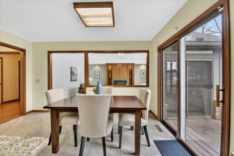 Tiny photo for 4504 Sulgrave Drive, Toledo, OH 43623 (MLS # 10004834)