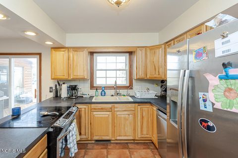 Tiny photo for 7864 Saltwood Court, Sylvania, OH 43560 (MLS # 10005972)