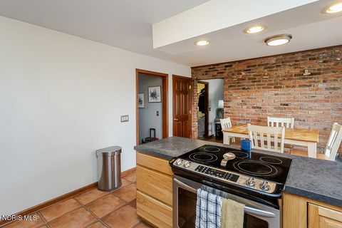 Tiny photo for 7864 Saltwood Court, Sylvania, OH 43560 (MLS # 10005972)