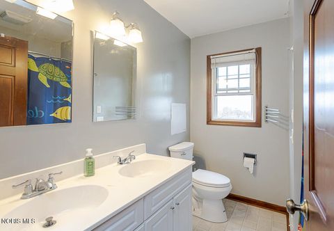 Tiny photo for 7864 Saltwood Court, Sylvania, OH 43560 (MLS # 10005972)