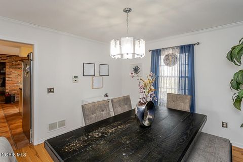 Tiny photo for 7864 Saltwood Court, Sylvania, OH 43560 (MLS # 10005972)