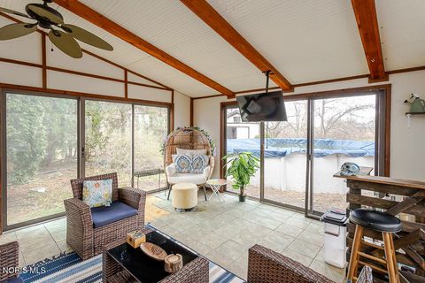 Tiny photo for 7864 Saltwood Court, Sylvania, OH 43560 (MLS # 10005972)