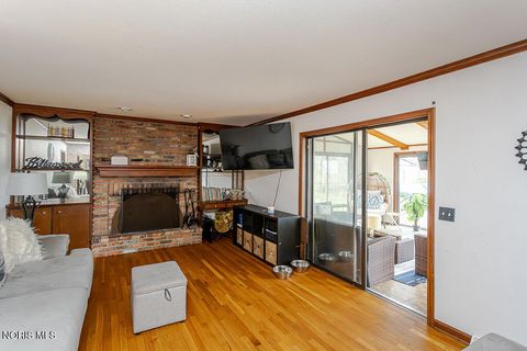 Tiny photo for 7864 Saltwood Court, Sylvania, OH 43560 (MLS # 10005972)