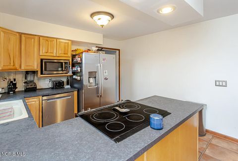 Tiny photo for 7864 Saltwood Court, Sylvania, OH 43560 (MLS # 10005972)