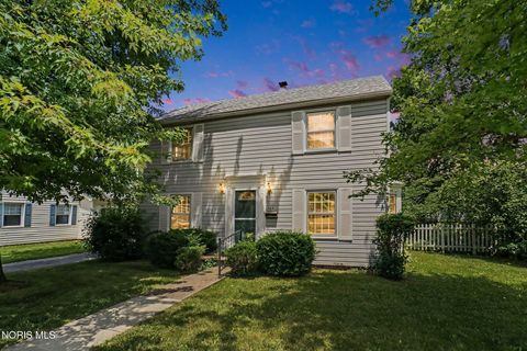 Photo of 106 E 5th Street, Genoa, OH 43430 (MLS # 10009955)