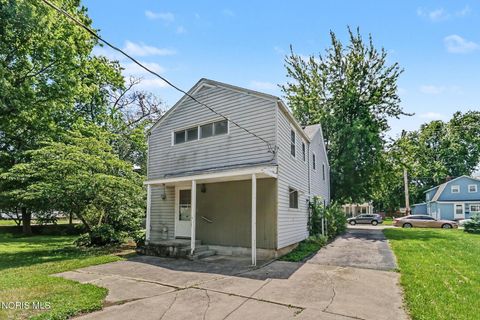Tiny photo for 106 E 5th Street, Genoa, OH 43430 (MLS # 10009955)