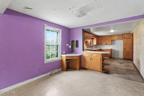 Tiny photo for 106 E 5th Street, Genoa, OH 43430 (MLS # 10009955)