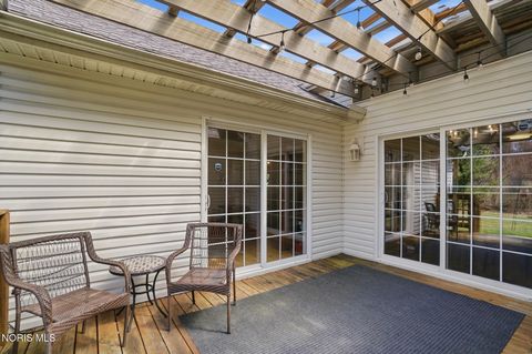 Tiny photo for 817 Wind Breeze Drive, Toledo, OH 43615 (MLS # 10006004)