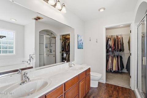 Tiny photo for 817 Wind Breeze Drive, Toledo, OH 43615 (MLS # 10006004)