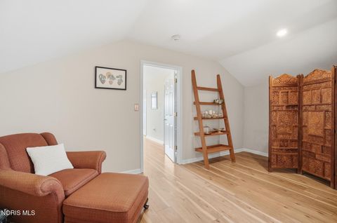 Tiny photo for 817 Wind Breeze Drive, Toledo, OH 43615 (MLS # 10006004)