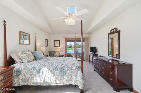 Tiny photo for 43 Trafalgar Bend, Bowling Green, OH 43402 (MLS # 10006894)