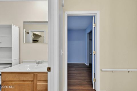 Tiny photo for 744 Fairway Drive #Apt 29, Wauseon, OH 43567 (MLS # 10005401)