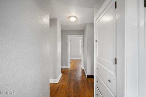 Tiny photo for 1845 Jermain Drive, Toledo, OH 43606 (MLS # 10005787)