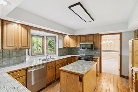 Tiny photo for 2949 Secretariat Road, Ottawa Hills, OH 43615 (MLS # 10004053)