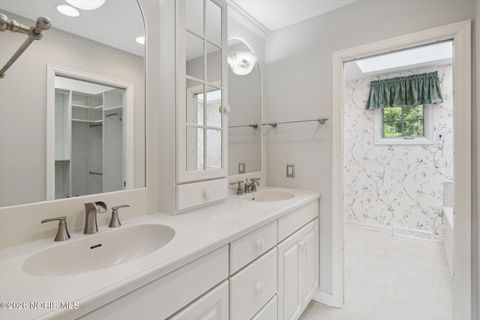 Tiny photo for 2949 Secretariat Road, Ottawa Hills, OH 43615 (MLS # 10004053)