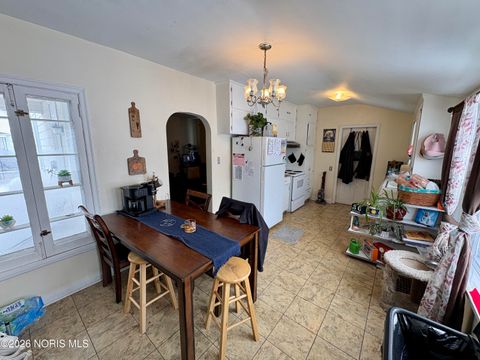 Tiny photo for 376 W Perry Street, Tiffin, OH 44883 (MLS # 10003864)