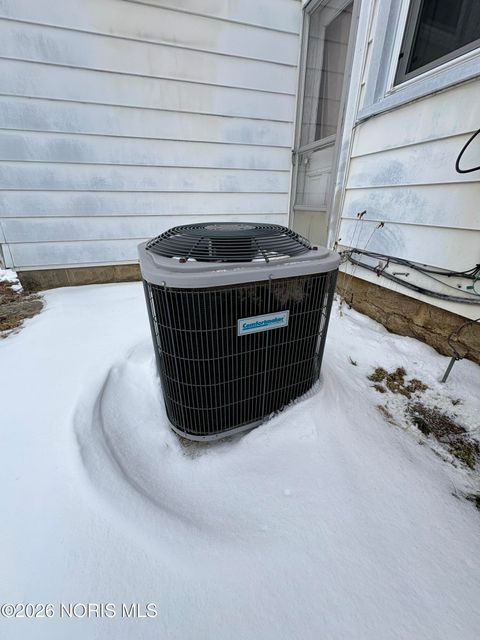 Tiny photo for 376 W Perry Street, Tiffin, OH 44883 (MLS # 10003864)