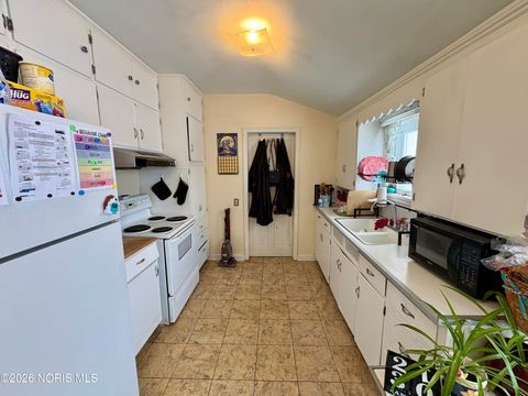 Tiny photo for 376 W Perry Street, Tiffin, OH 44883 (MLS # 10003864)