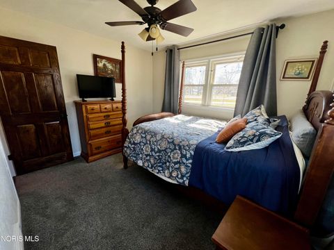 Tiny photo for 1419 7th Street, Maumee, OH 43537 (MLS # 10004916)