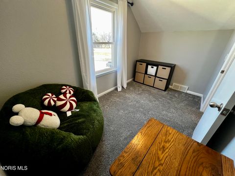 Tiny photo for 1419 7th Street, Maumee, OH 43537 (MLS # 10004916)