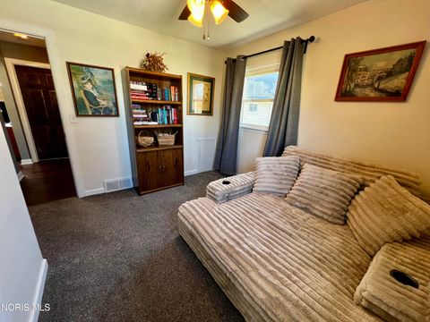 Tiny photo for 1419 7th Street, Maumee, OH 43537 (MLS # 10004916)