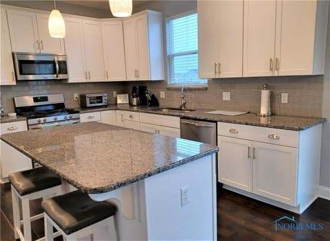 Tiny photo for 14934 Stonebridge Lane, Perrysburg, OH 43551 (MLS # 10010393)