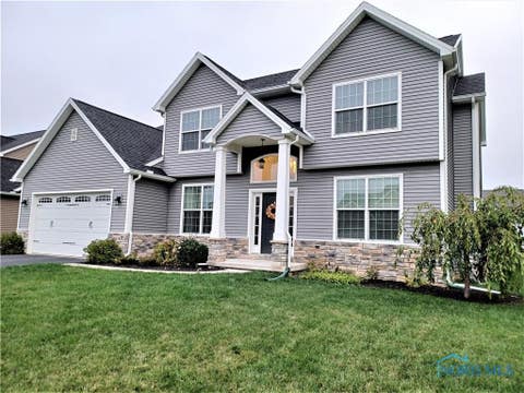 Photo of 14934 Stonebridge Lane, Perrysburg, OH 43551 (MLS # 10010393)