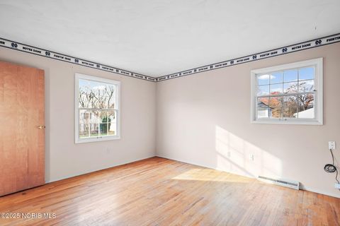 Tiny photo for 4860 Eastwick Drive, Toledo, OH 43614 (MLS # 10001516)