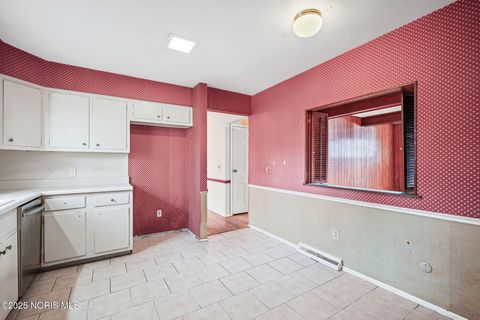 Tiny photo for 4860 Eastwick Drive, Toledo, OH 43614 (MLS # 10001516)