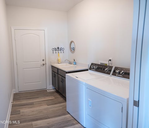 Tiny photo for 1339 Fiddlers Way, Waterville, OH 43566 (MLS # 10012523)