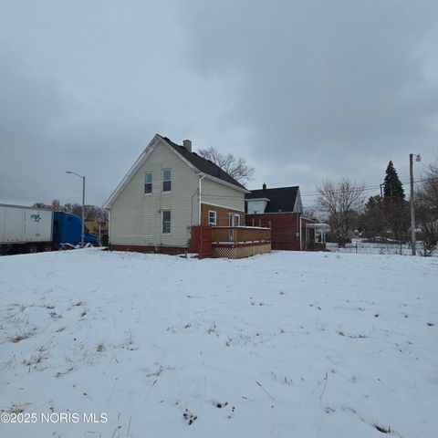 Photo of 3377 Lagrange Street, Toledo, OH 43608 (MLS # 10002303)