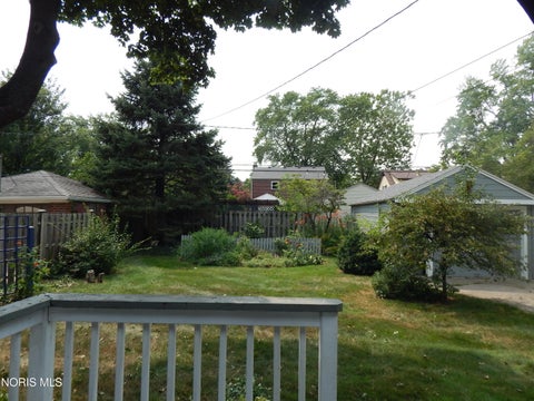 Tiny photo for 2325 Densmore Drive, Toledo, OH 43606 (MLS # 10011118)