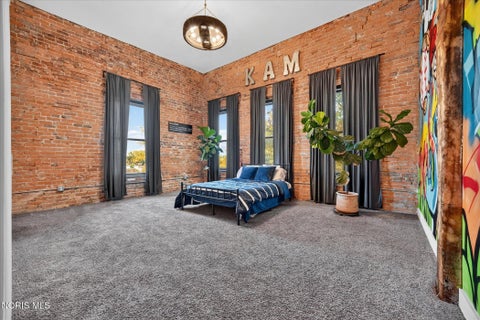 Tiny photo for 20 Broadway Street, Toledo, OH 43604 (MLS # 10014401)