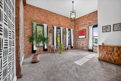 Tiny photo for 20 Broadway Street, Toledo, OH 43604 (MLS # 10014401)