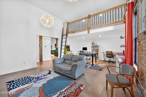 Tiny photo for 20 Broadway Street, Toledo, OH 43604 (MLS # 10014401)