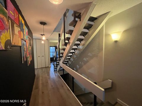 Tiny photo for 5123 Regency Drive, Toledo, OH 43615 (MLS # 10002800)