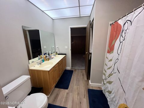 Tiny photo for 5123 Regency Drive, Toledo, OH 43615 (MLS # 10002800)