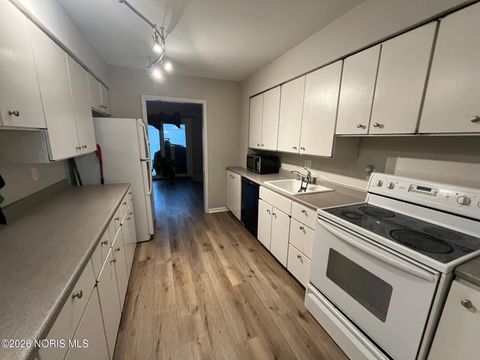 Tiny photo for 5123 Regency Drive, Toledo, OH 43615 (MLS # 10002800)