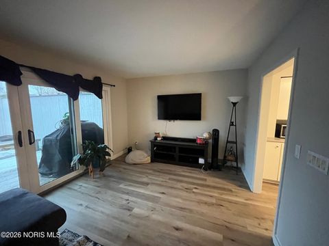 Tiny photo for 5123 Regency Drive, Toledo, OH 43615 (MLS # 10002800)