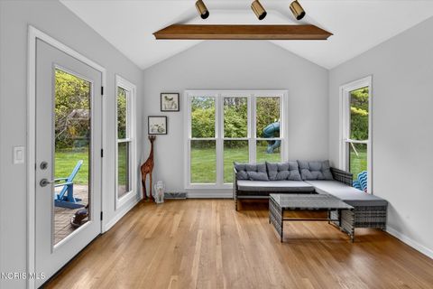 Tiny photo for 3001 Secretariat Road, Ottawa Hills, OH 43615 (MLS # 10007336)