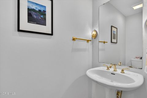 Tiny photo for 3001 Secretariat Road, Ottawa Hills, OH 43615 (MLS # 10007336)