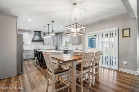 Tiny photo for 9437 Newbury Lane, Whitehouse, OH 43571 (MLS # 10000689)