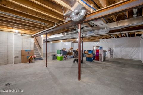 Tiny photo for 9437 Newbury Lane, Whitehouse, OH 43571 (MLS # 10000689)