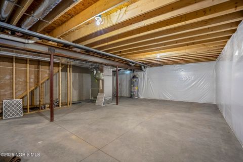 Tiny photo for 9437 Newbury Lane, Whitehouse, OH 43571 (MLS # 10000689)