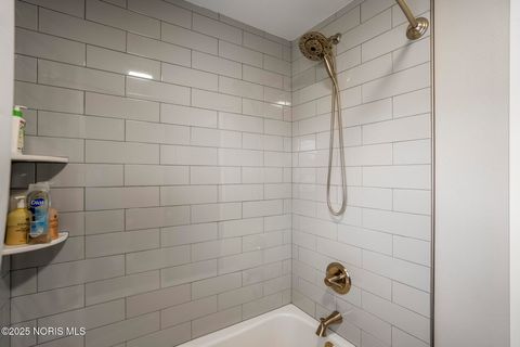 Tiny photo for 9437 Newbury Lane, Whitehouse, OH 43571 (MLS # 10000689)