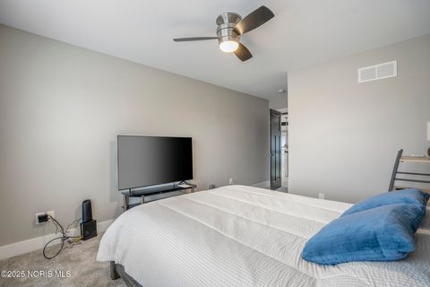 Tiny photo for 9437 Newbury Lane, Whitehouse, OH 43571 (MLS # 10000689)