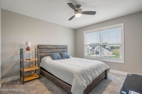 Tiny photo for 9437 Newbury Lane, Whitehouse, OH 43571 (MLS # 10000689)