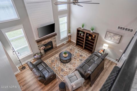 Tiny photo for 9437 Newbury Lane, Whitehouse, OH 43571 (MLS # 10000689)