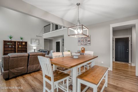 Tiny photo for 9437 Newbury Lane, Whitehouse, OH 43571 (MLS # 10000689)